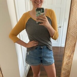 Maurices 24/7 Soft Gray & Black Stripes w/ Yellow 3/4 Sleeves Baseball Tee Large